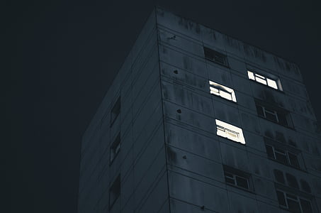 low angle photography of high rise building thumbnail