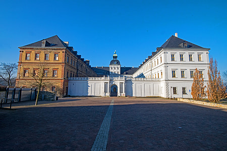 Concluded New Augustusburg, White Rock thumbnail