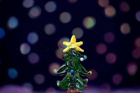 green Christmas tree glass decor thumbnail