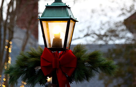 street light post with red ribbon thumbnail
