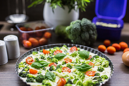 Fresh & Healthy Fitness Broccoli Pie with Basil thumbnail