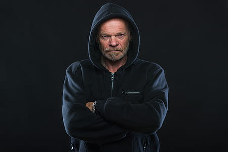 man with black zip-up hoodie photo thumbnail