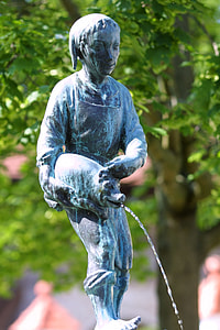 Hans In The Fortune, Fountain thumbnail