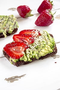 strawberry topped brownies thumbnail