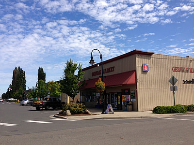Fourth Street in downtown Gervais in Oregon thumbnail