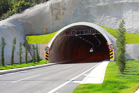 road tunnel photo thumbnail