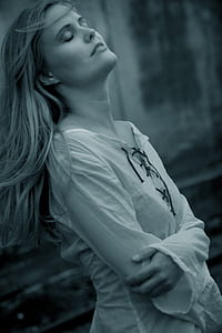 fashion, person, woman, street thumbnail