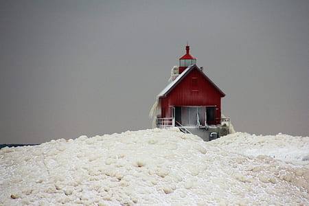 red painted house thumbnail