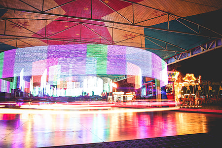 Another Colorful Fainfair: Bumper Cars! thumbnail
