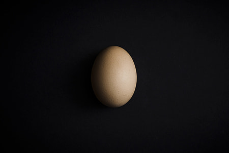 egg on black surface thumbnail