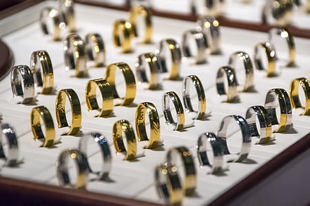 gold and silver ring lot thumbnail