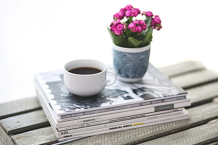 Stack of newspapers thumbnail