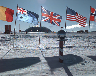 Amundsen Scott South Pole Station, Antarctica thumbnail