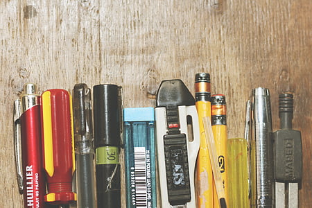 assorted pens thumbnail