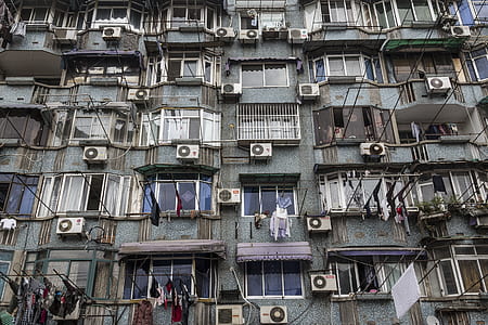 landscape photography of apartment thumbnail