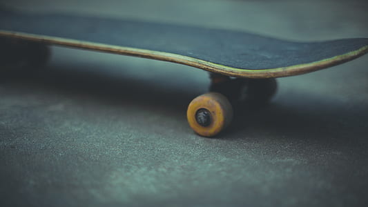 closeup photo skateboard thumbnail