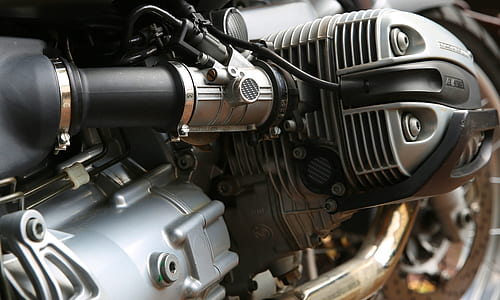 close up photography of motorcycle engine thumbnail
