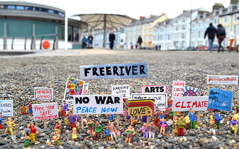 Freeriver protest figure collection thumbnail