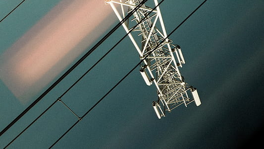 photo of cell tower thumbnail