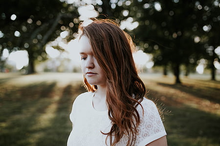 woman in white top thumbnail