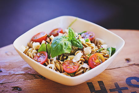 selective focus photography of pasta with tomatoes thumbnail