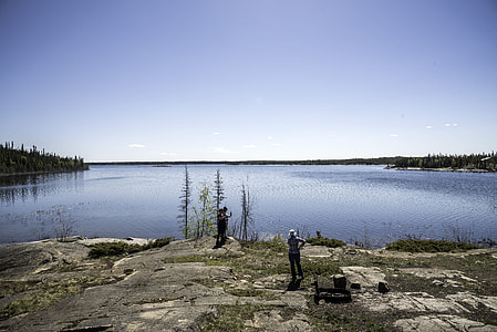 Looking across Pontoon lake on the Ingraham Trail thumbnail