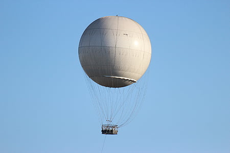 white hot air balloon on air thumbnail