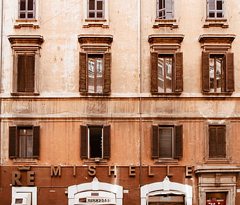 facade of Mishelle building thumbnail