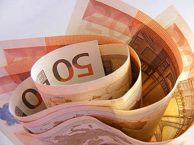 crumpled banknotes thumbnail