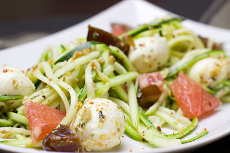 vegetable salad on white ceramic plate selective-focus photography thumbnail