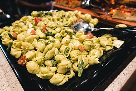 Pasta with green beans and tomatoes thumbnail