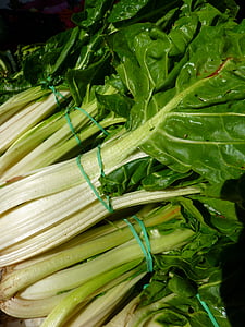 pile of chinese cabbages thumbnail