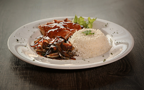 main dish served in plate thumbnail