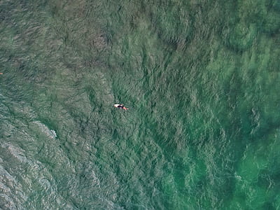 aerial photography of body of water thumbnail