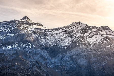 white and brown mountain thumbnail