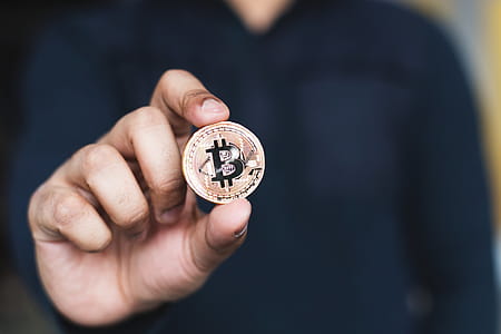 Crypto Investor Gold Btc Coin Photo thumbnail