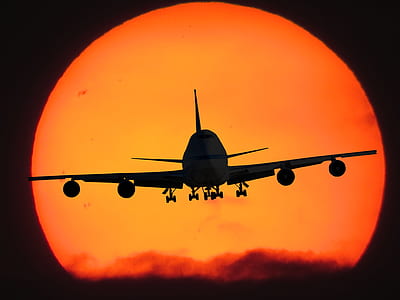 airplane at nighttime thumbnail