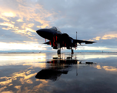 black aircraft thumbnail