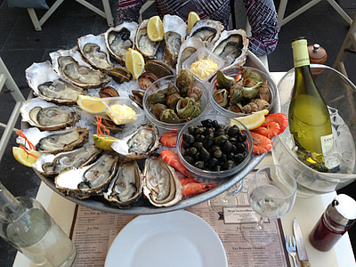 oyster on table thumbnail