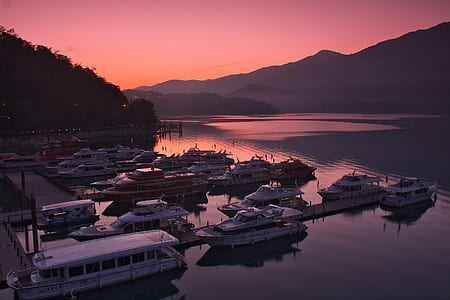 Illustration of Yatch and Mountain thumbnail