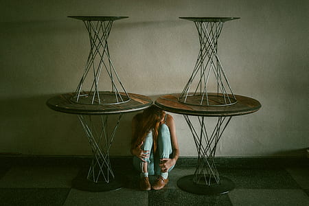 woman under the table thumbnail