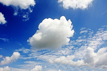 white cloud thumbnail