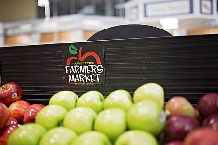 Red and Green Apple thumbnail