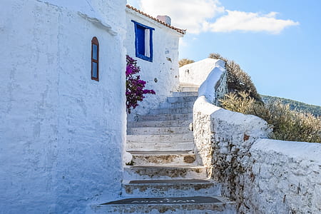 white stair thumbnail