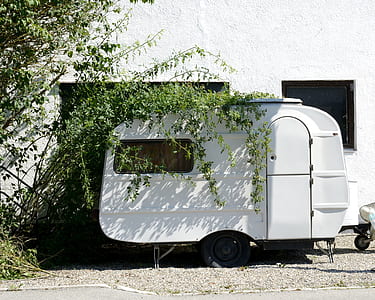 parked white trailer thumbnail