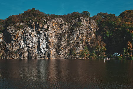 photo of cliff during daytime thumbnail