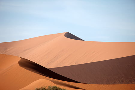 desert dune during day time thumbnail