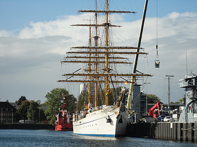 Sailing Vessel, Gorch Fock thumbnail