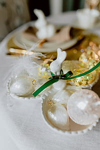 Easter Table Decorations thumbnail