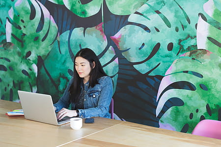 Leaf Wall Office Space Photo thumbnail